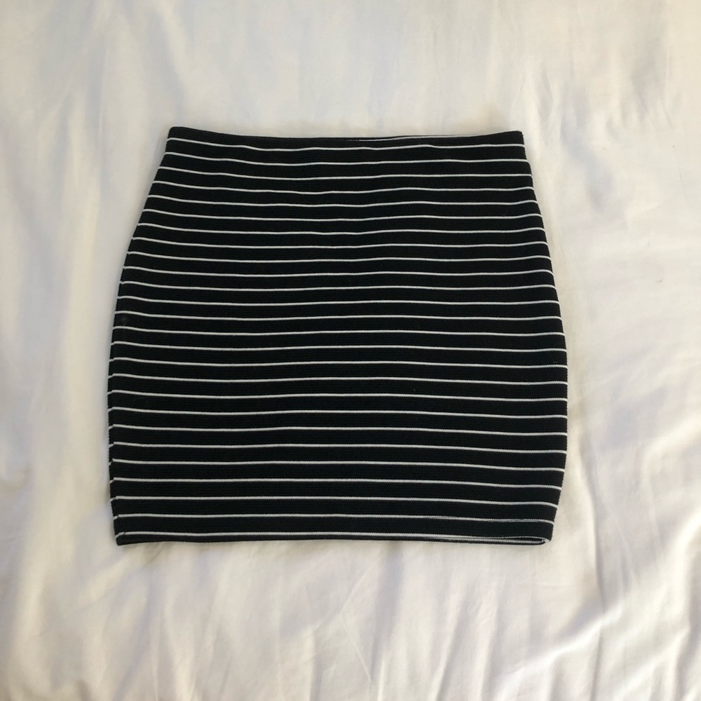 Super cute stripped skirt from Zara